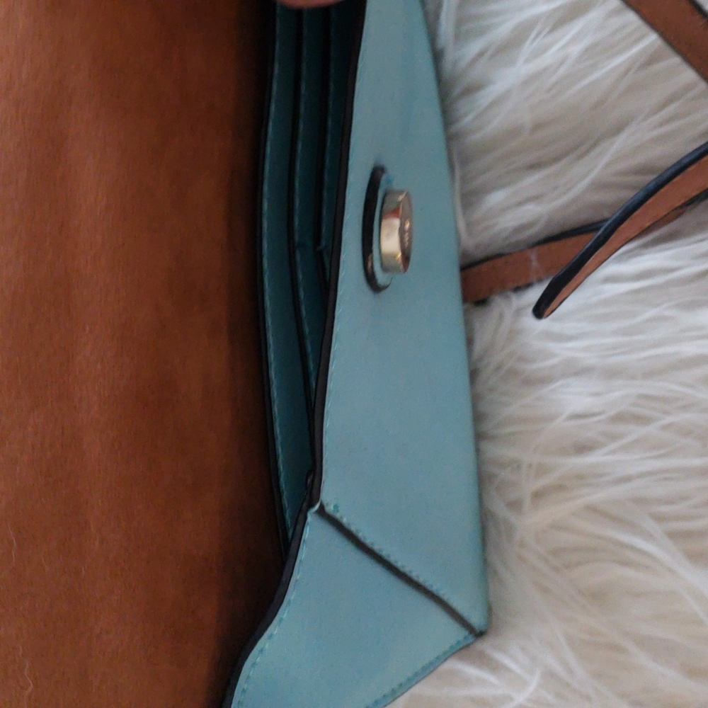 Purse - Picture 4 of 4